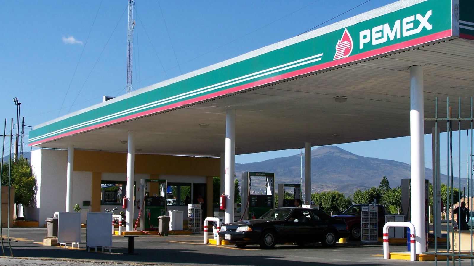 New Challenges for U.S., Mexican Gasoline Trade